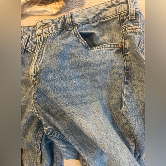 wide leg jeans from h&m size 10! very good quality and my fav jeans ever - Picture 2 of 5